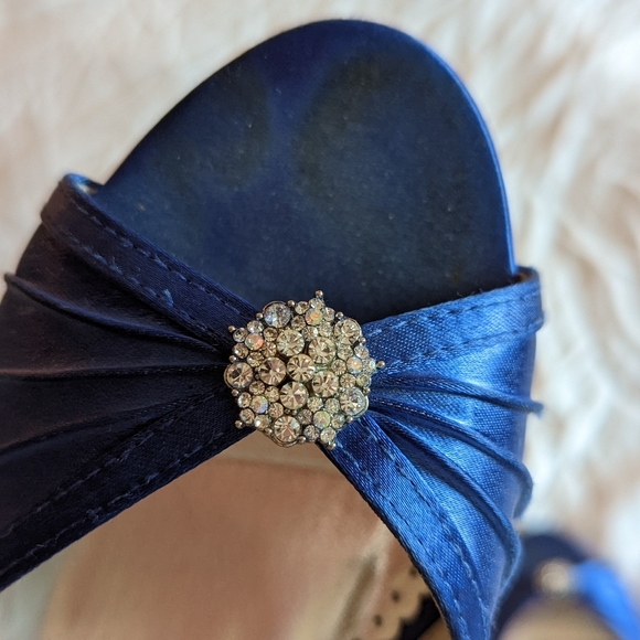 Dyeable satin shoes in Tardis blue with sparkling bobble, size 7.5 US. - Picture 2 of 6